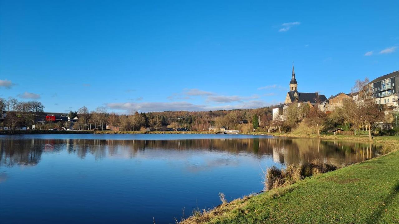 Le Salmoyard, Studio Au Bord Du Lac A Вьельсальм Экстерьер фото